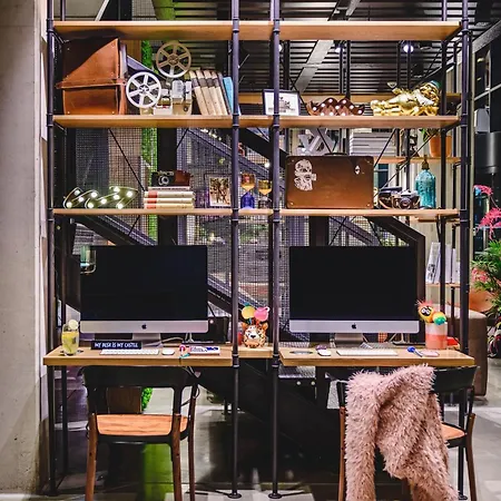 Moxy Airport Hotel Poznaň