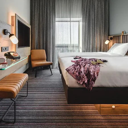 Hotel Moxy Airport