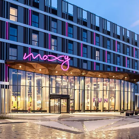 Hotel Moxy Airport