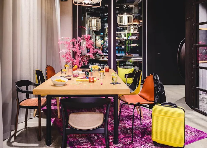 Moxy Airport Познань