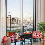 Moxy Airport ホテル