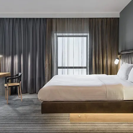 Moxy Airport ホテル