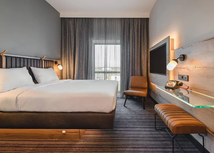 Moxy Airport Hotel Poznan